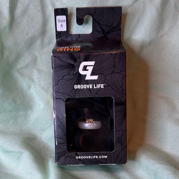 Groove Life Sz. 6 Thin Solid Pearl Silicone Ring - Picture 1 of 5